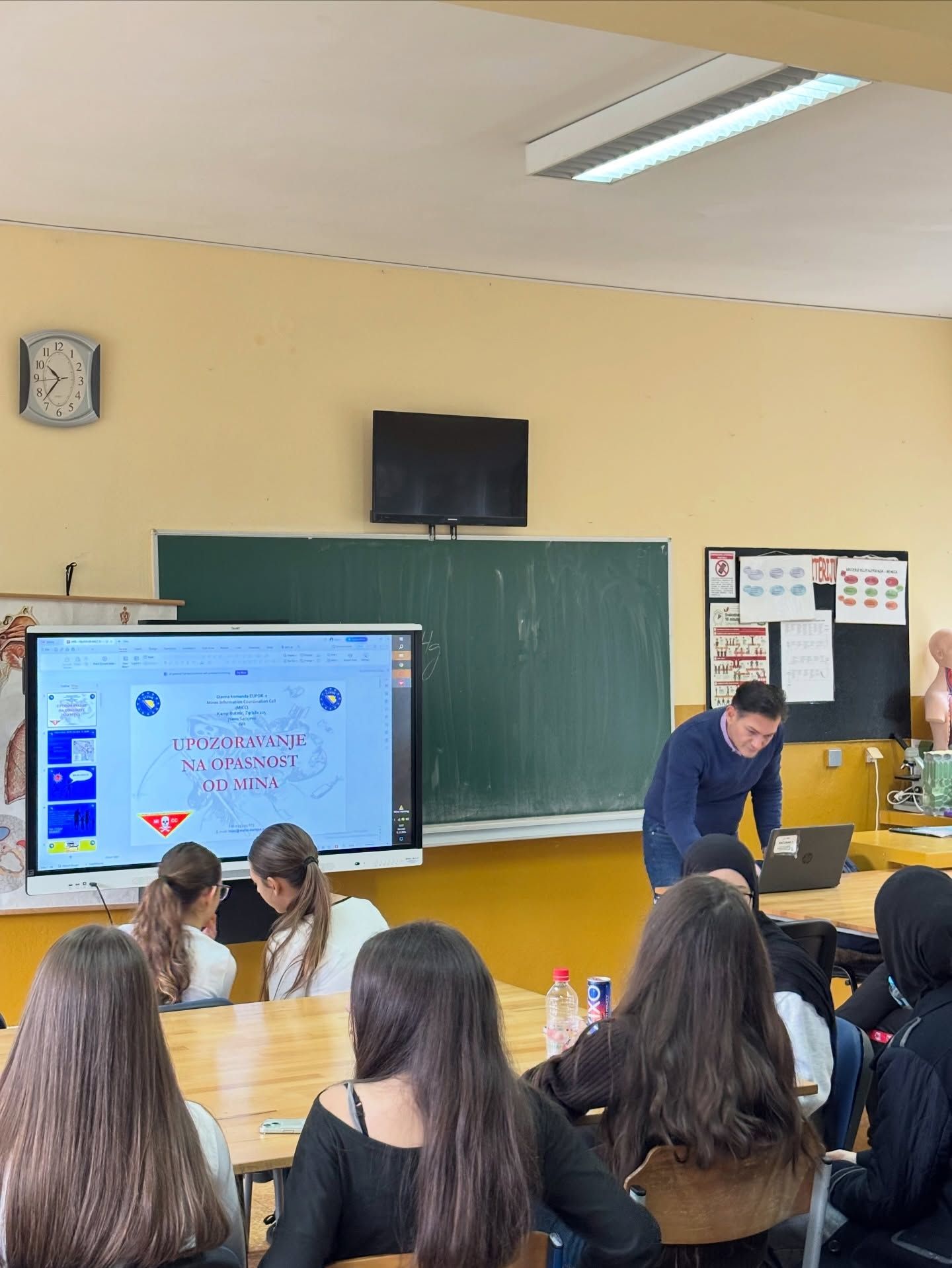 Predavanje o opasnostima od mina za učenike VII razreda