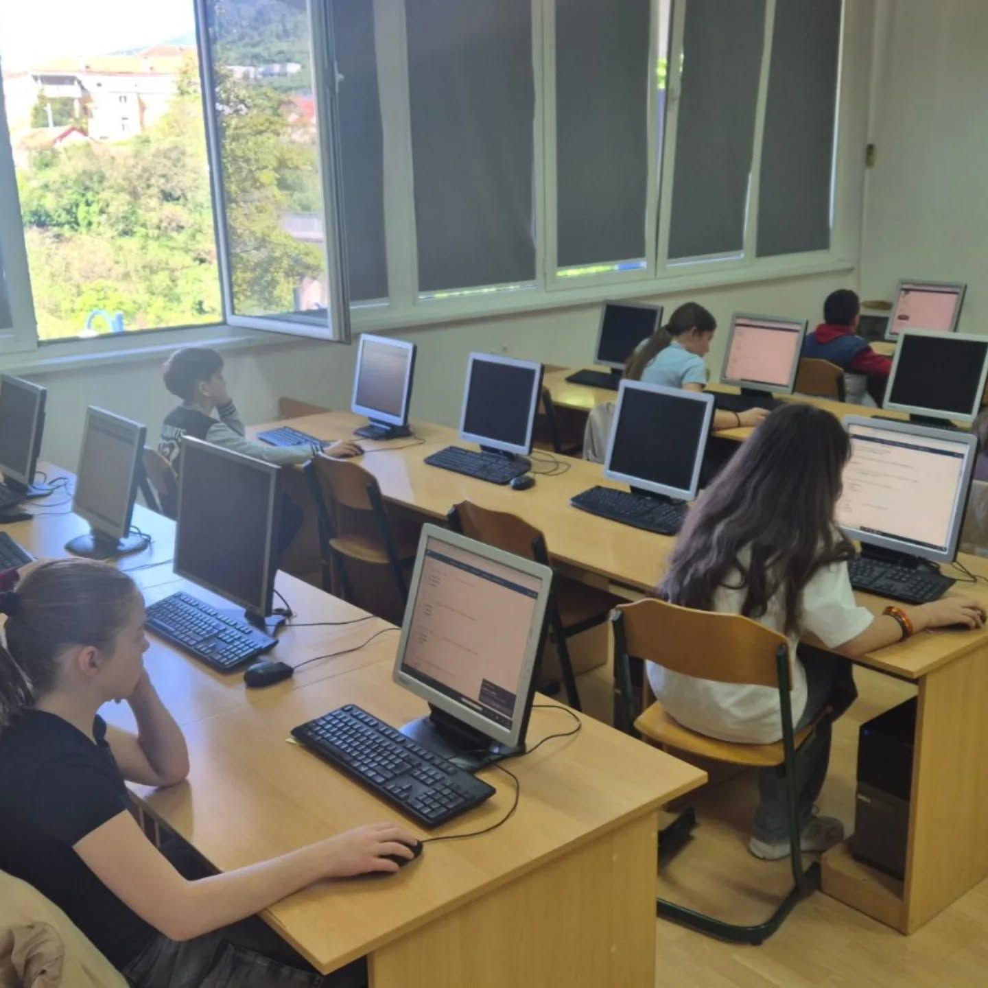 Veliki uspjeh naših đaka: 22 učenika briljirala na državnom finalu „HIPPO 2026“